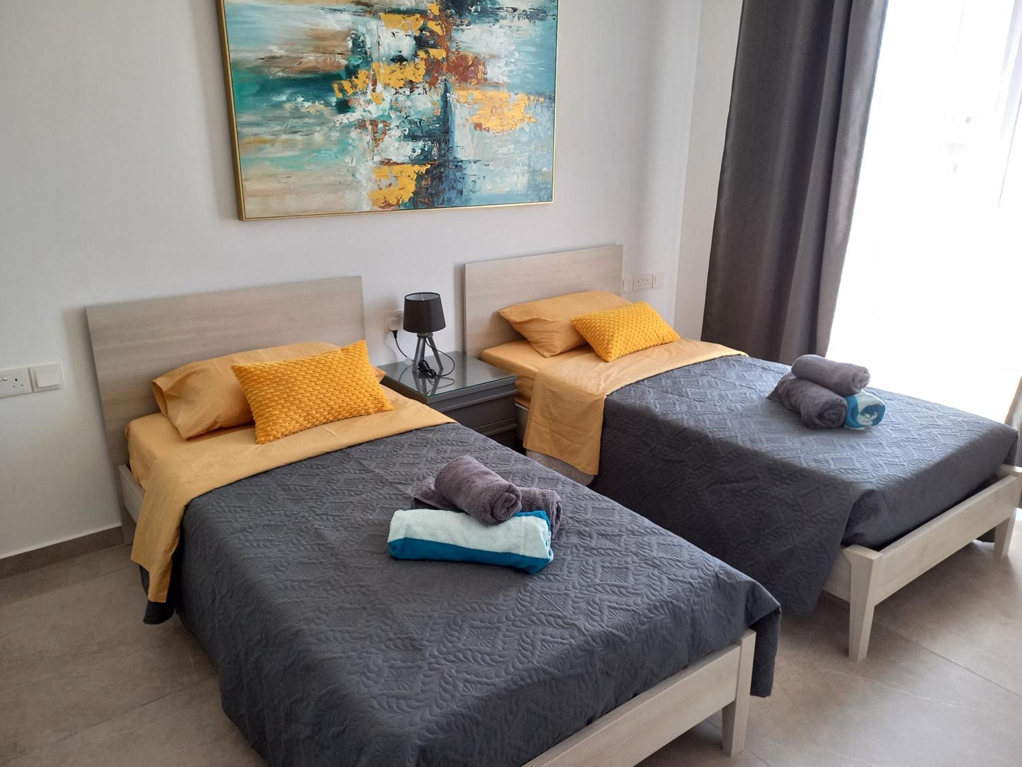 Yellow Hill Penthouse Zebbug  Exterior photo